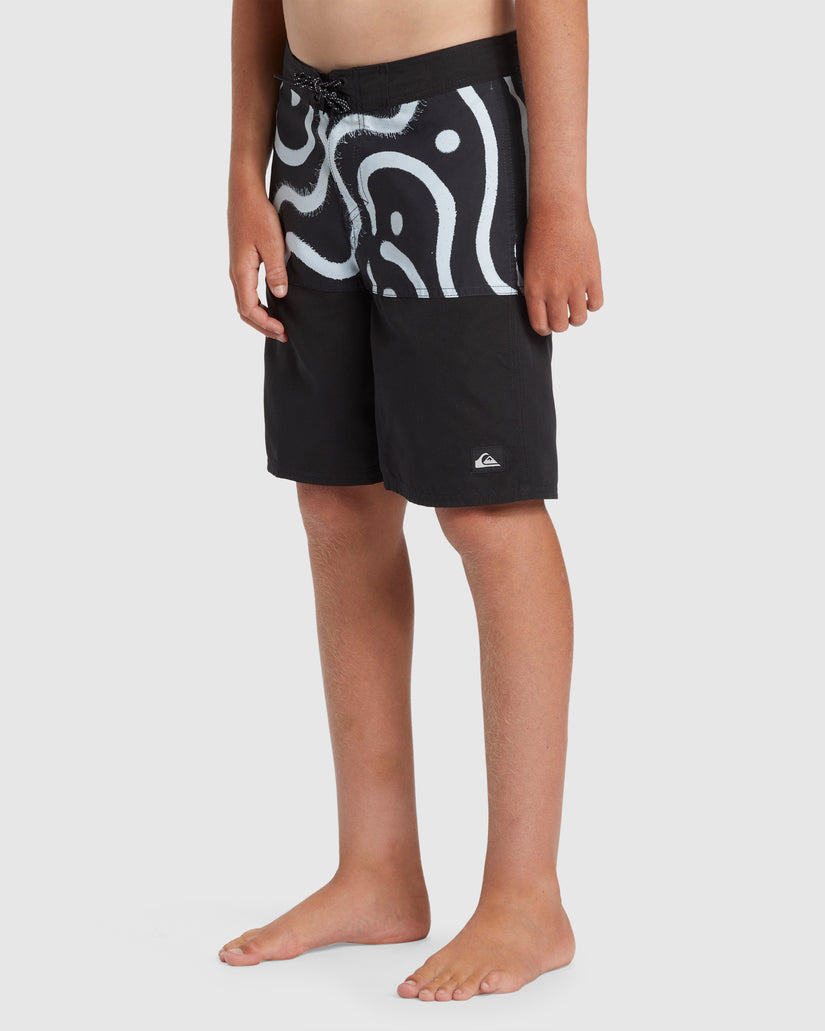 Boys 8-16 Everyday Division 17" Boardshorts