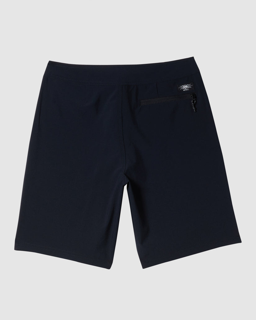 Boys 8-16 Mercury Slash 17" Performance Boardshorts