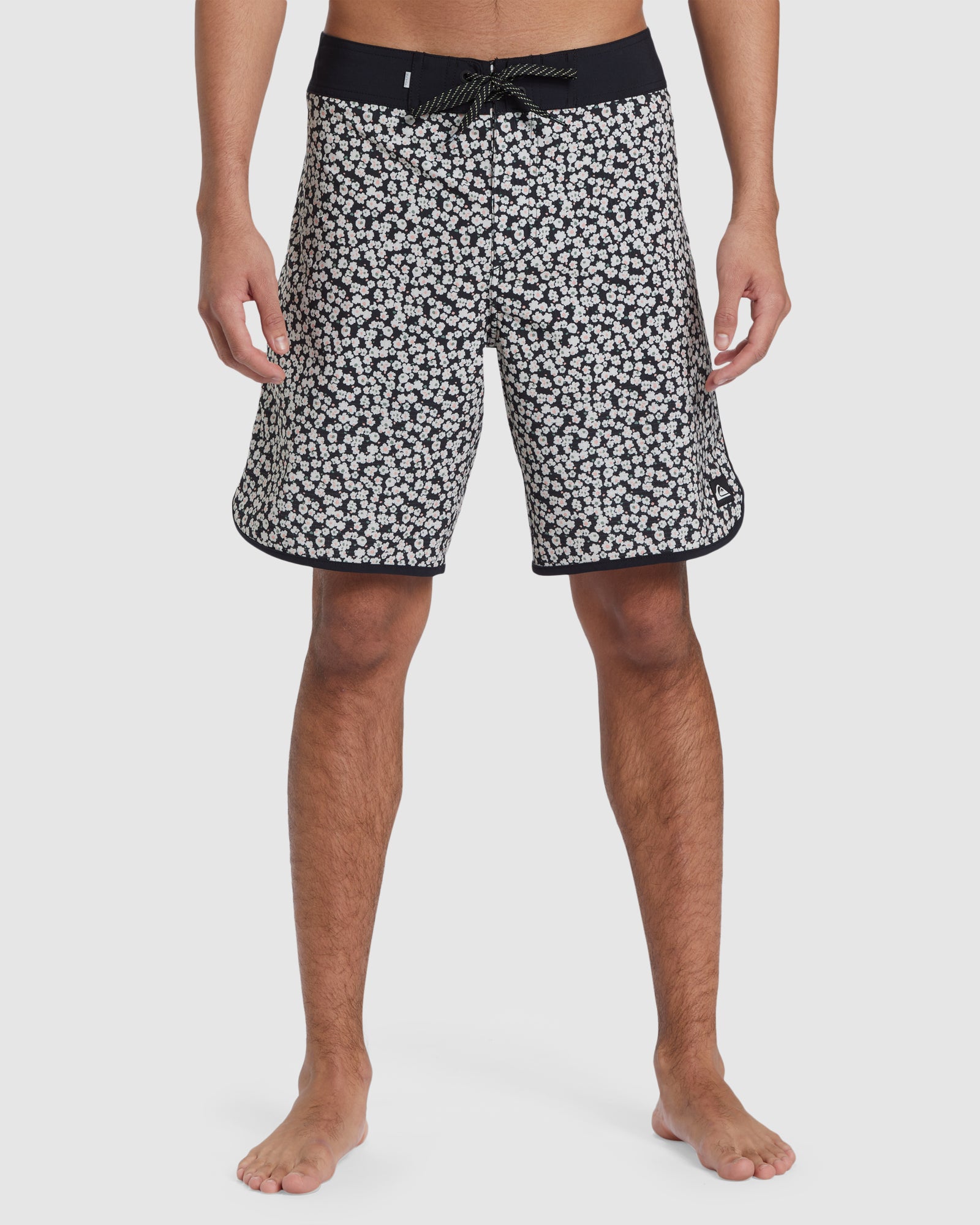 QUIKSILVER Mens Highline Scallop 19" Boardshorts