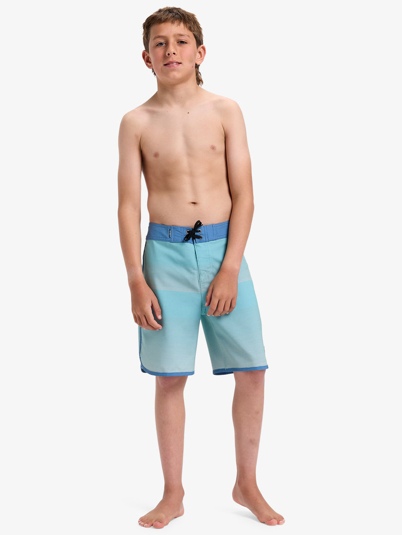 Boys 8-16 Surfsilk Scallop 17" Boardshorts