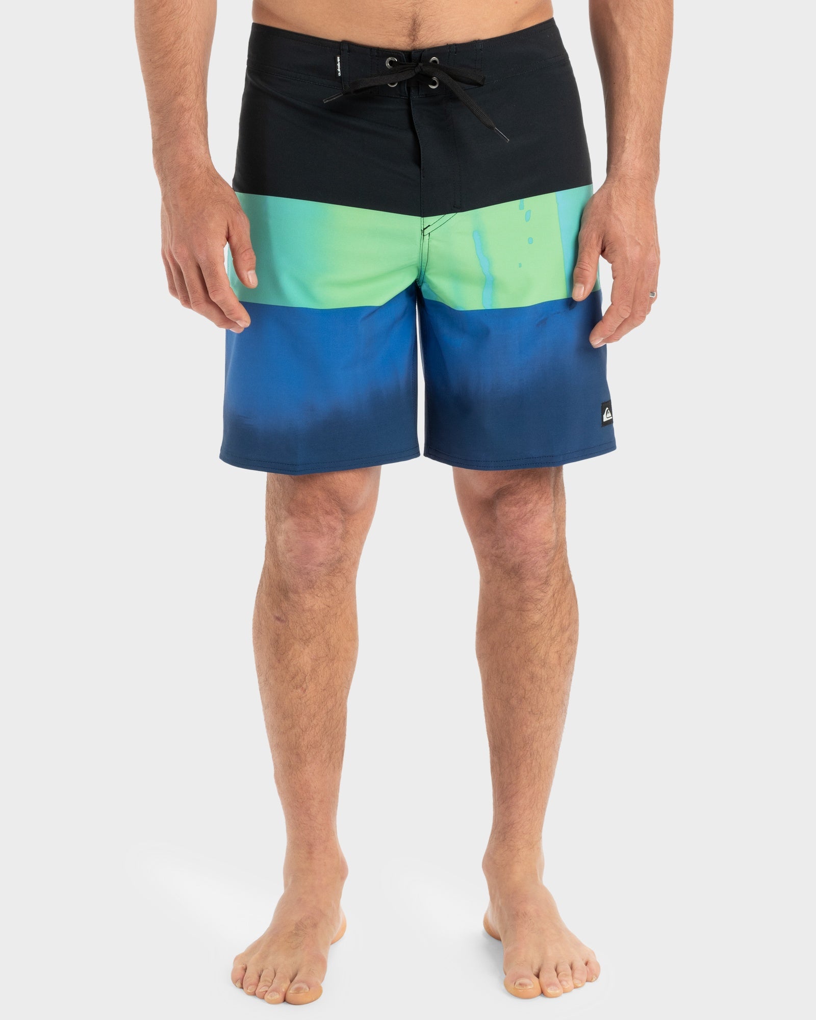 QUIKSILVER SURFSILK STRAIGHT LEG 18