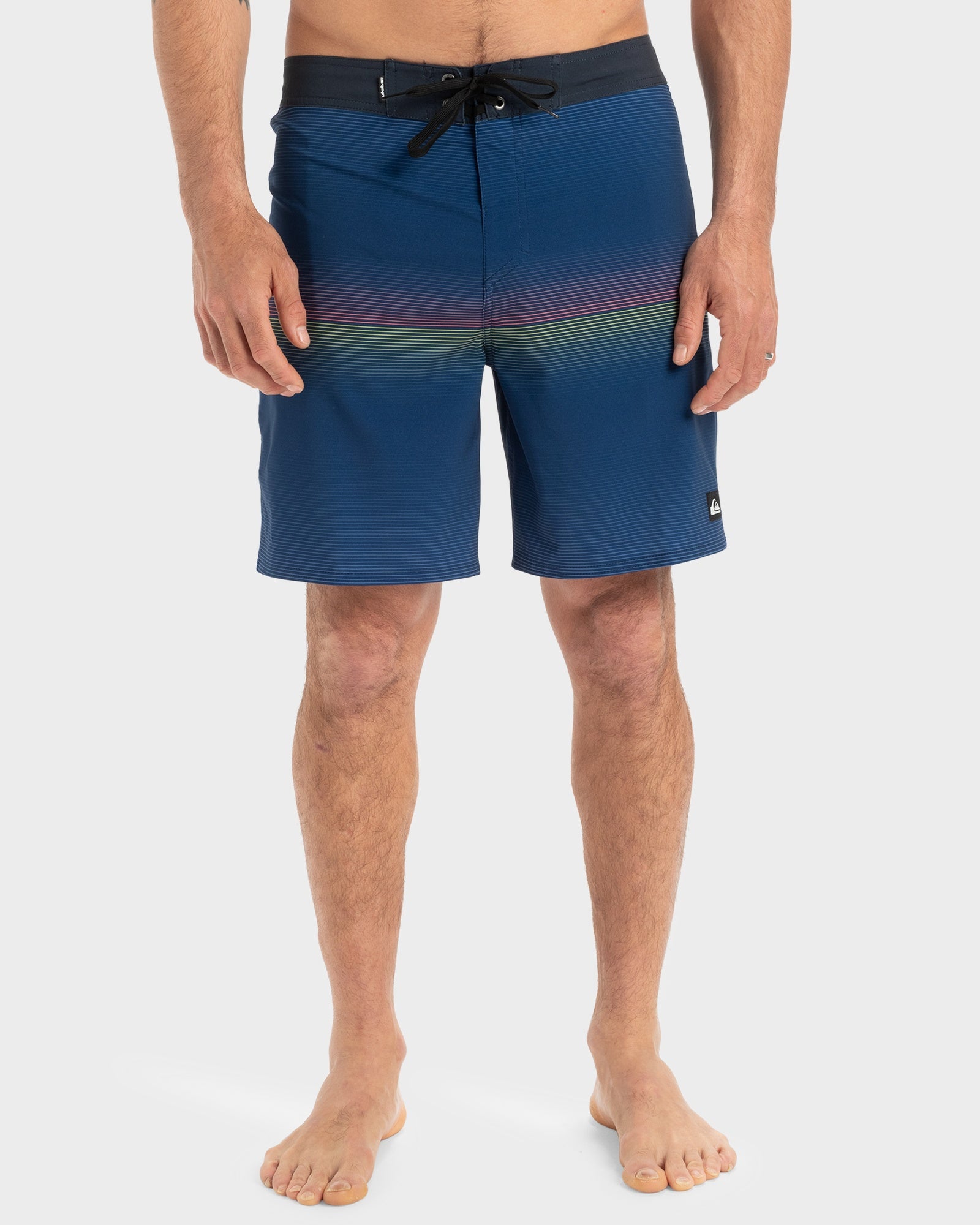 QUIKSILVER SURFSILK STRAIGHT LEG 18