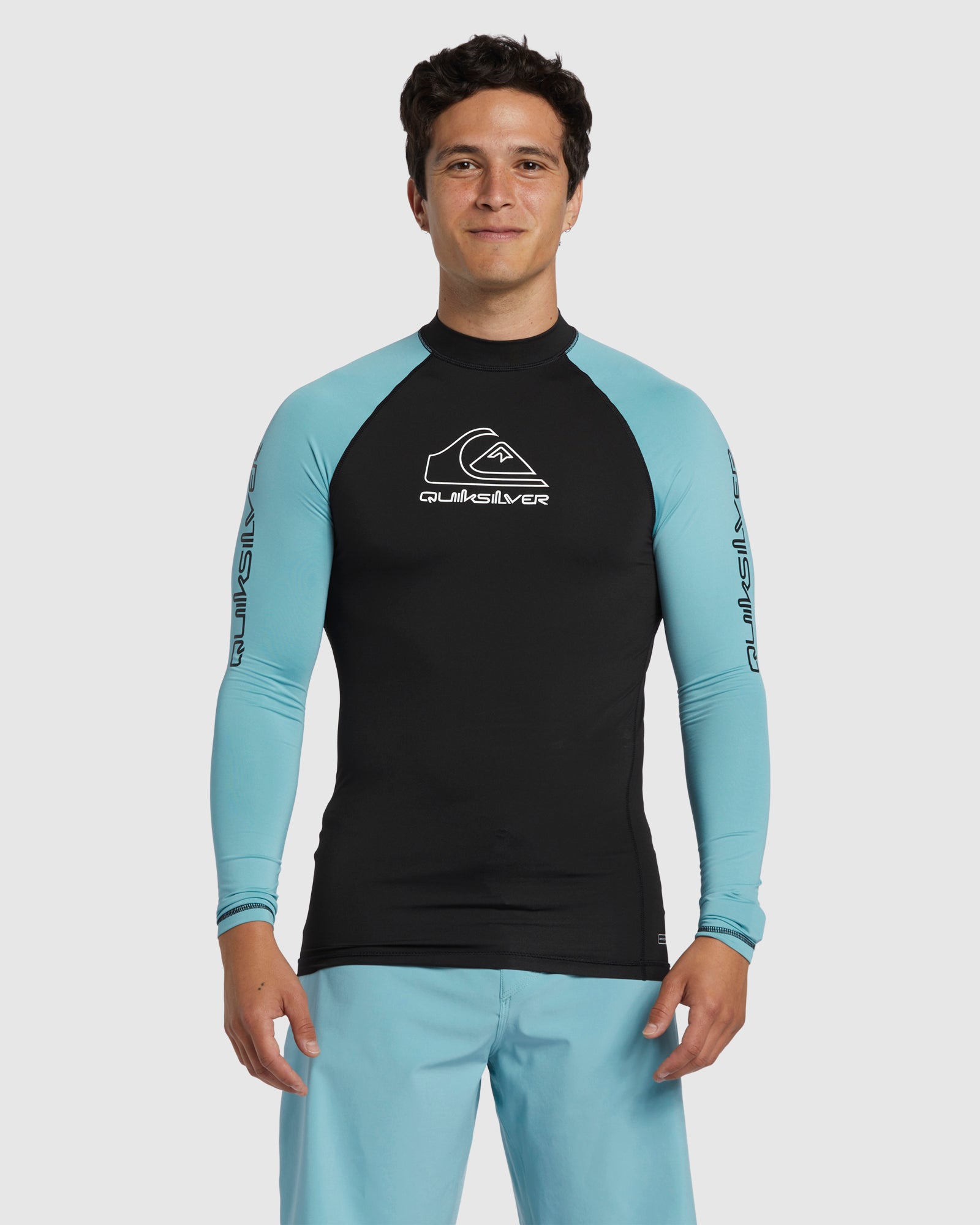 QUIKSILVER Mens On Tour Apac Long Sleeve UPF 50 Rash Vest