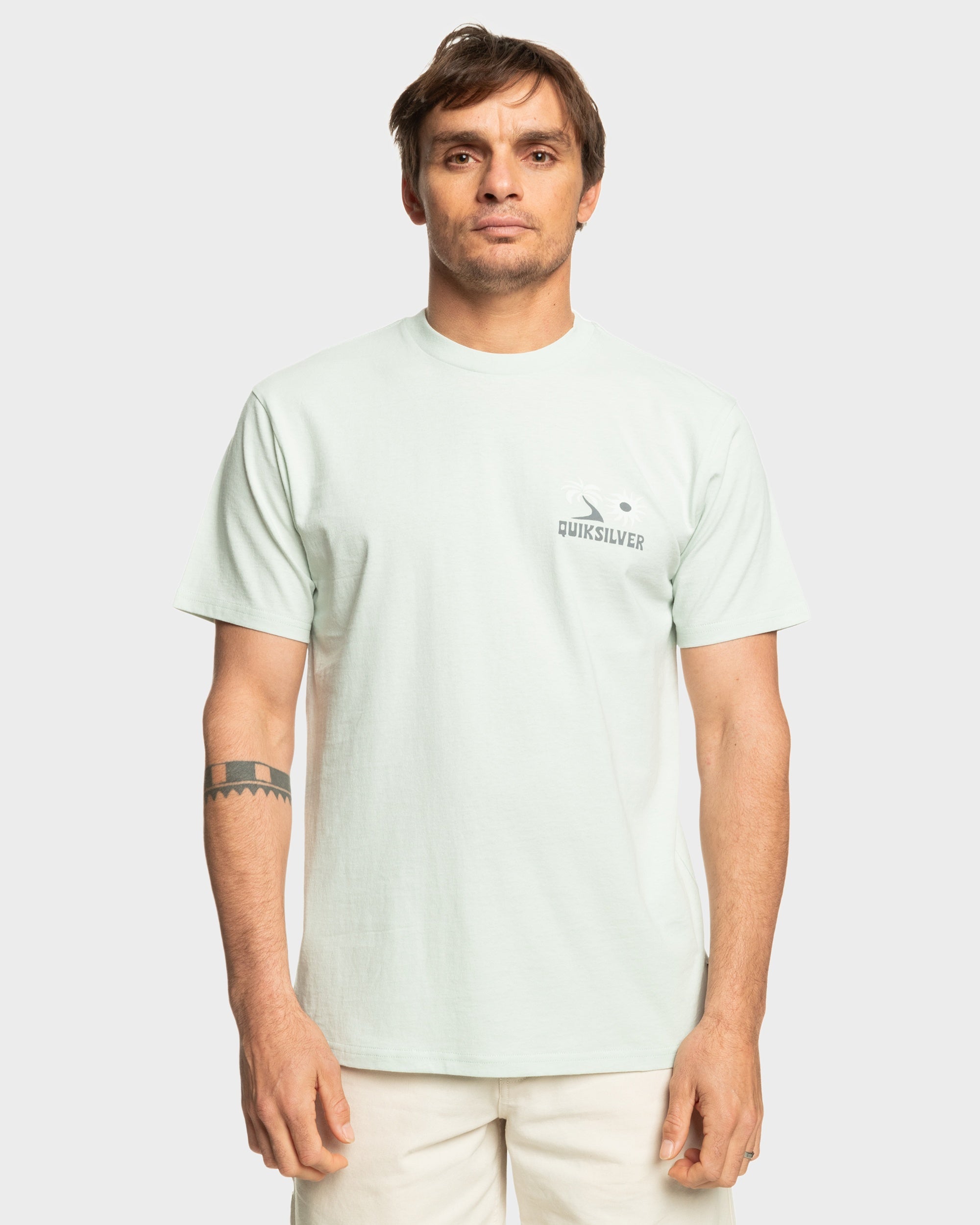 QUIKSILVER Mens Chase The Sun T-Shirt