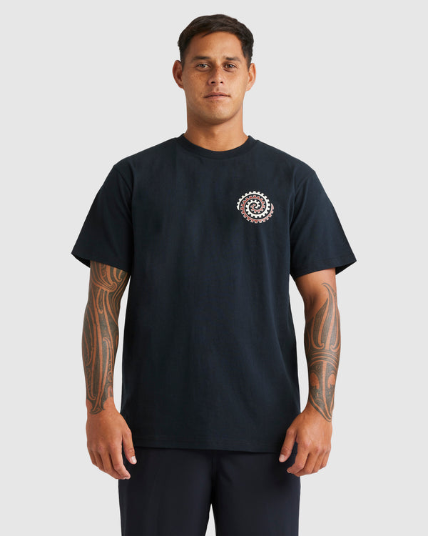 Mens Tai Uru T-Shirt